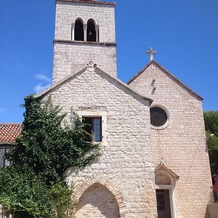In Slatine With Terrace, Air Conditioning, Wi-fi Trogir